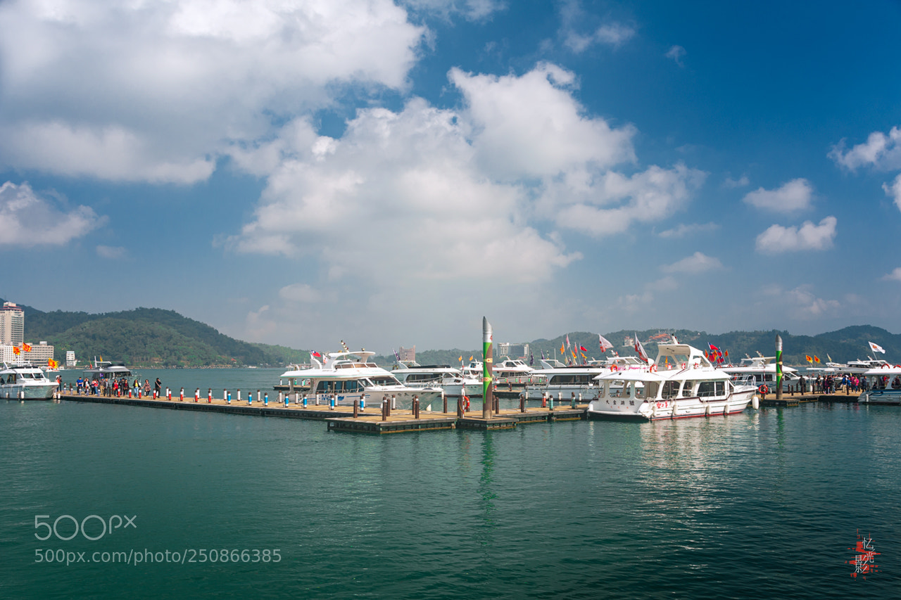 Nikon D700 sample photo. Riyuetan pool wharf photography