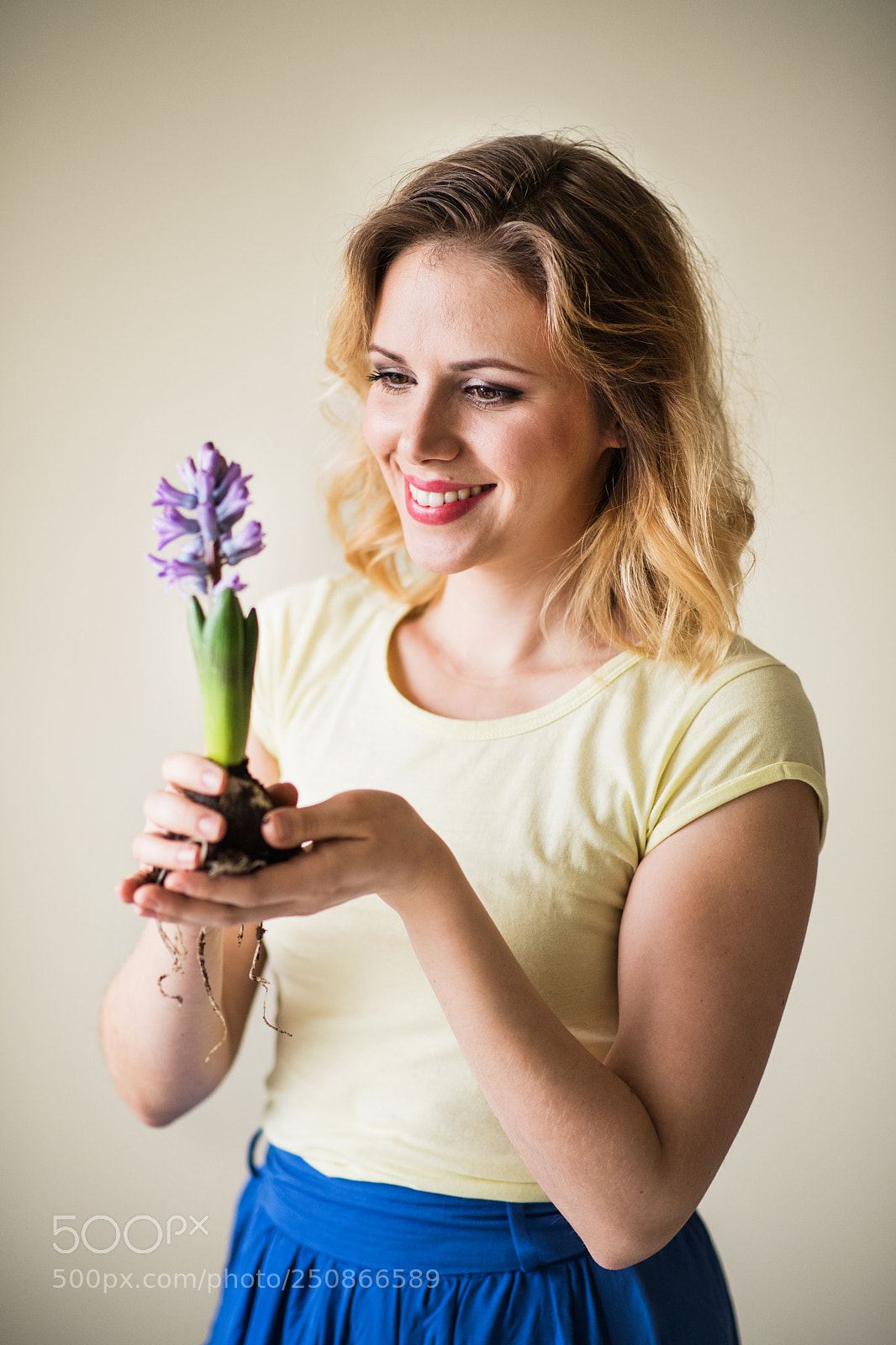 Nikon D5 sample photo. Young woman holding a photography