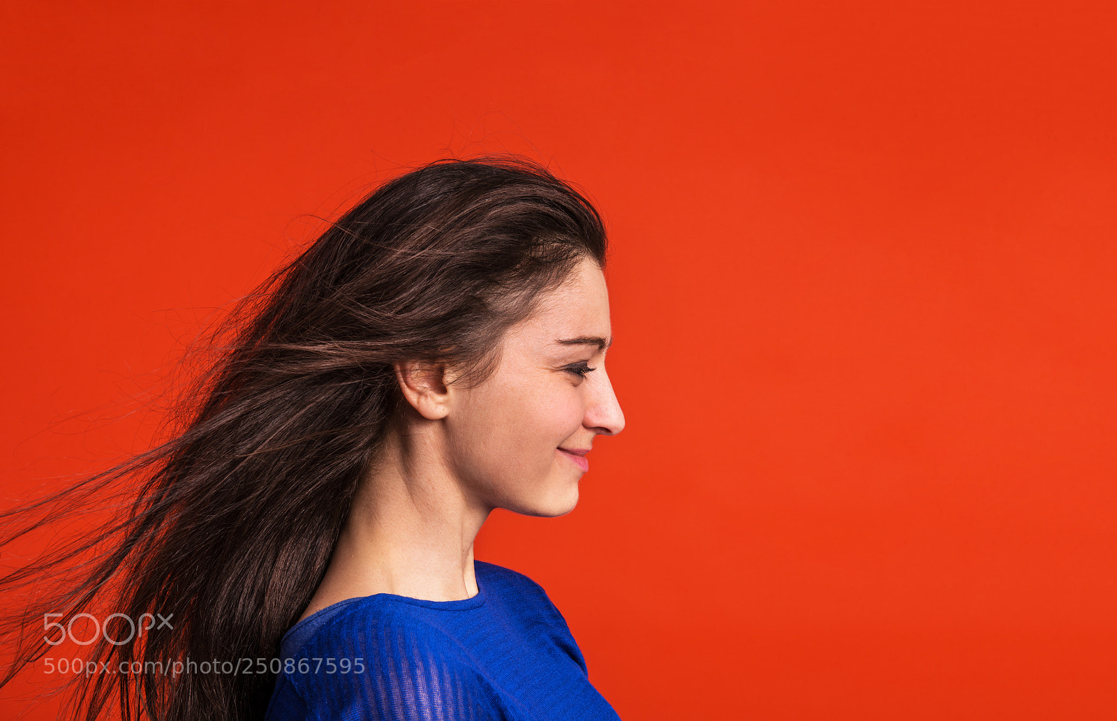 Nikon D800 sample photo. A young woman in photography