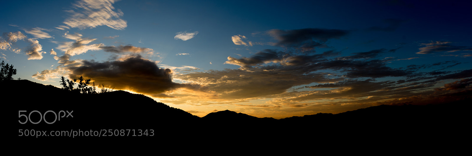 Nikon D7200 sample photo. Golden clouds. photography