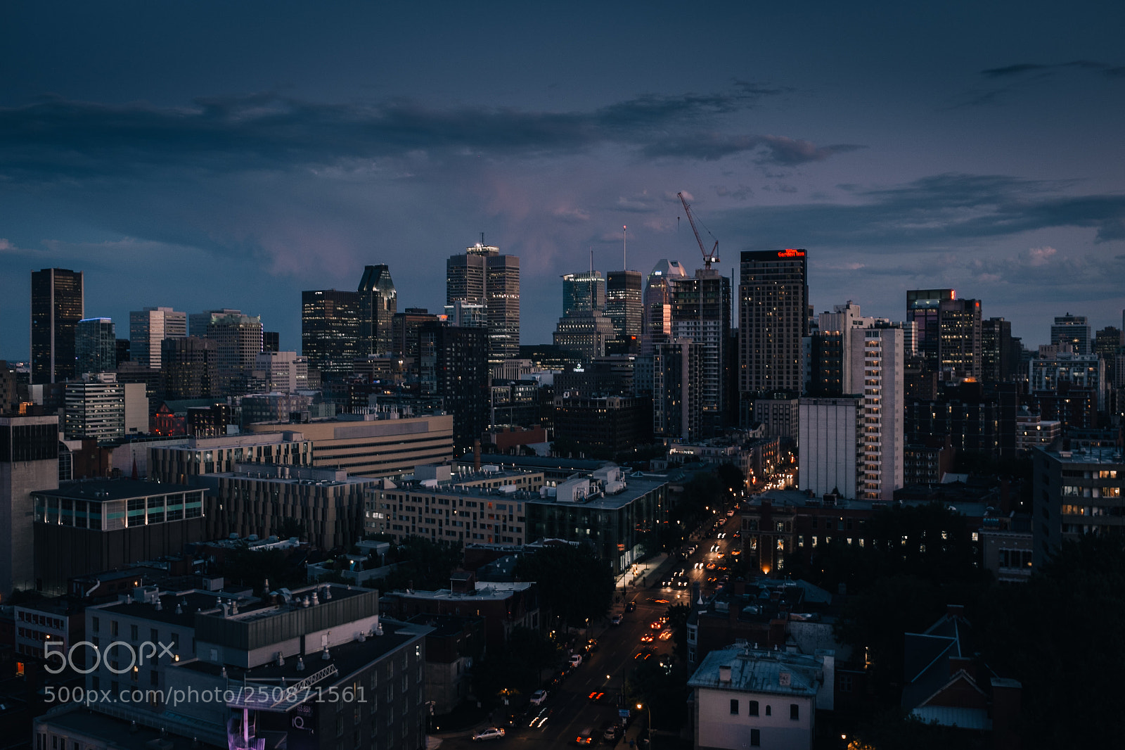 Fujifilm X100S sample photo. Montreal by night photography