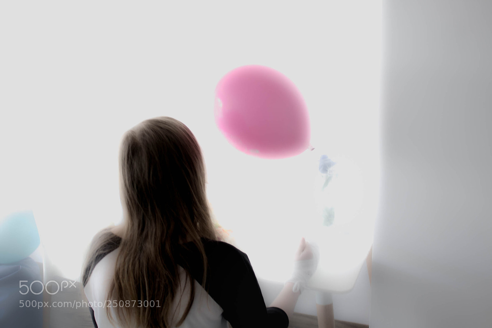 Canon EOS 1200D (EOS Rebel T5 / EOS Kiss X70 / EOS Hi) sample photo. Pink balloon photography