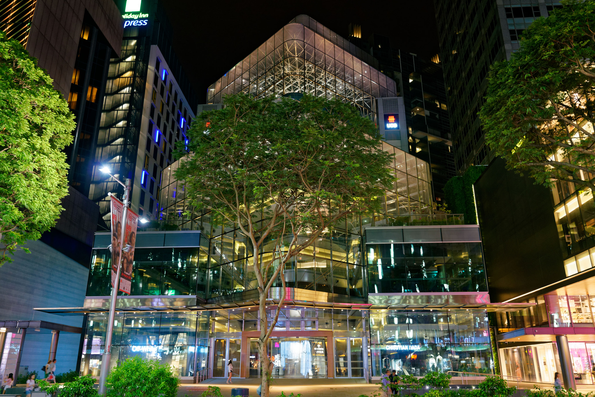 Sony FE 24-70mm F2.8 GM sample photo. Orchard road photography