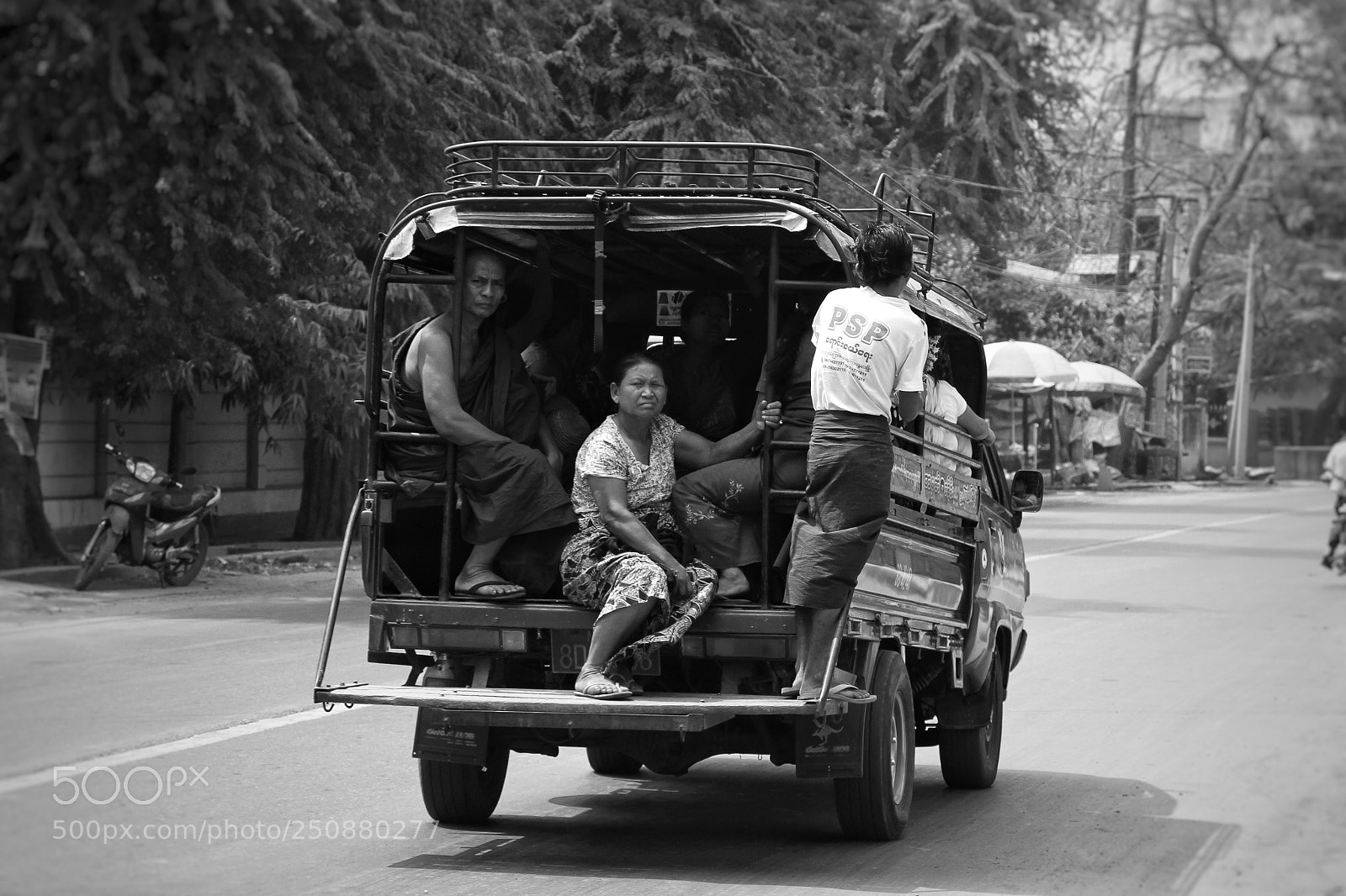Canon EOS 7D sample photo. B u s photography