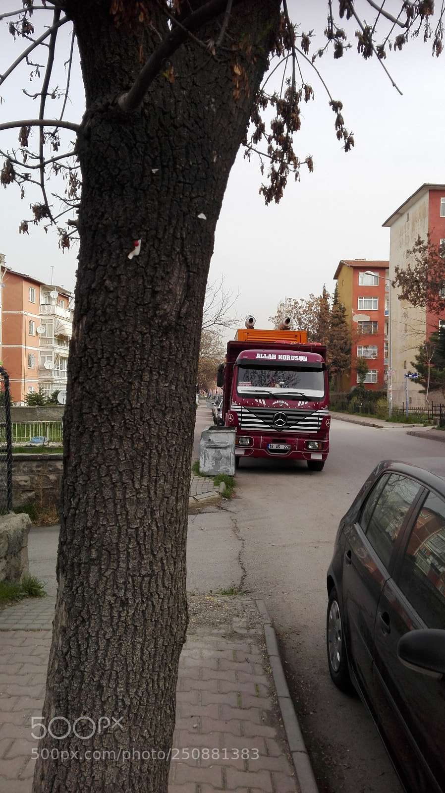 HUAWEI P8 Lite sample photo. Red truck photography