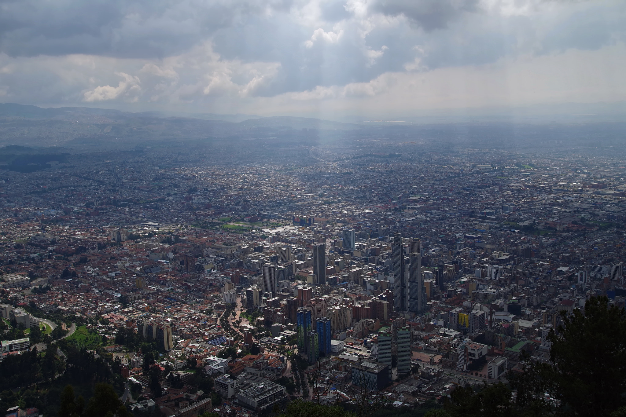 Pentax K-S1 sample photo. Bogotá 2 photography