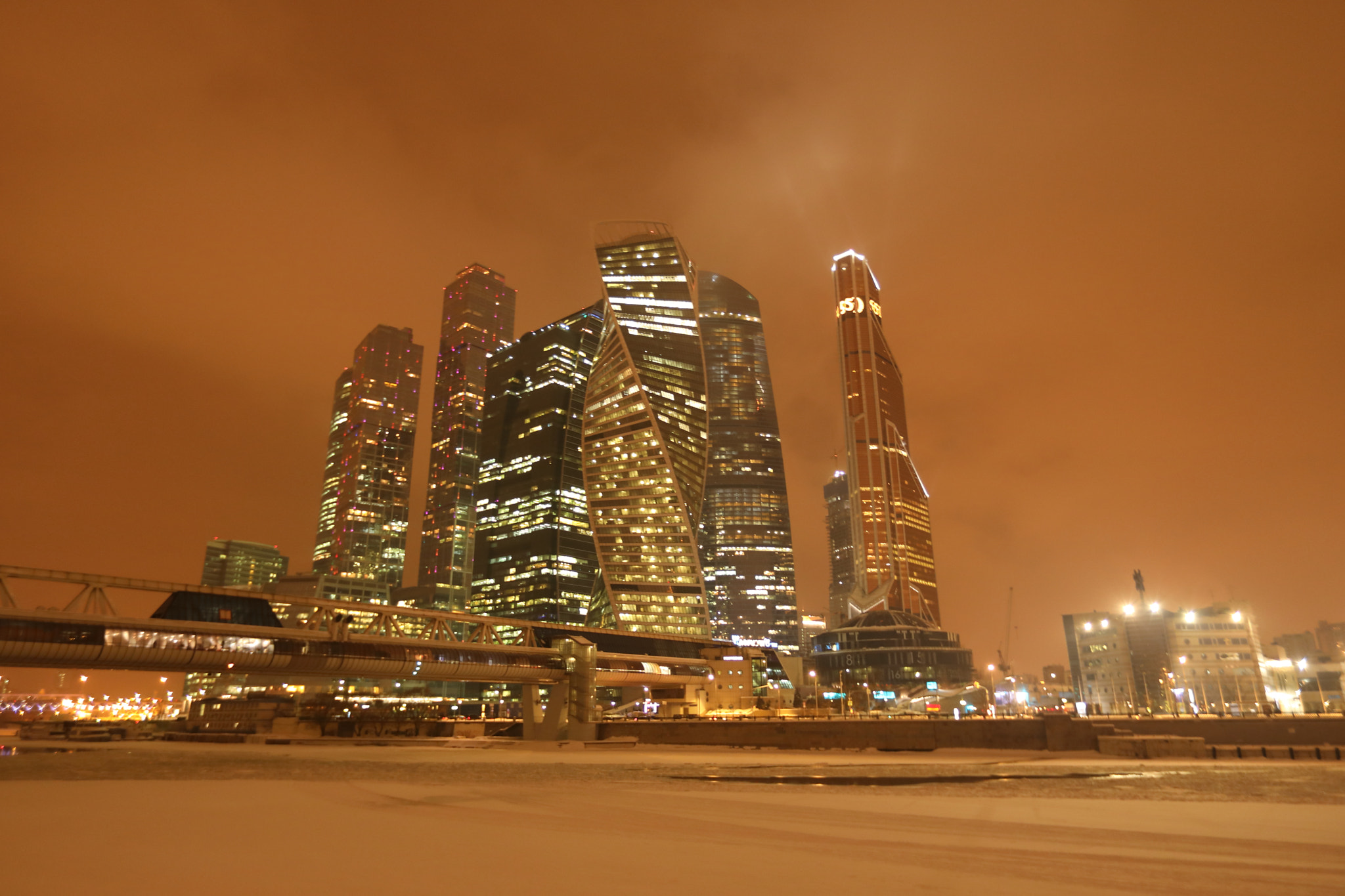 Canon EF 16-35mm F2.8L II USM sample photo. Moscow city night photography
