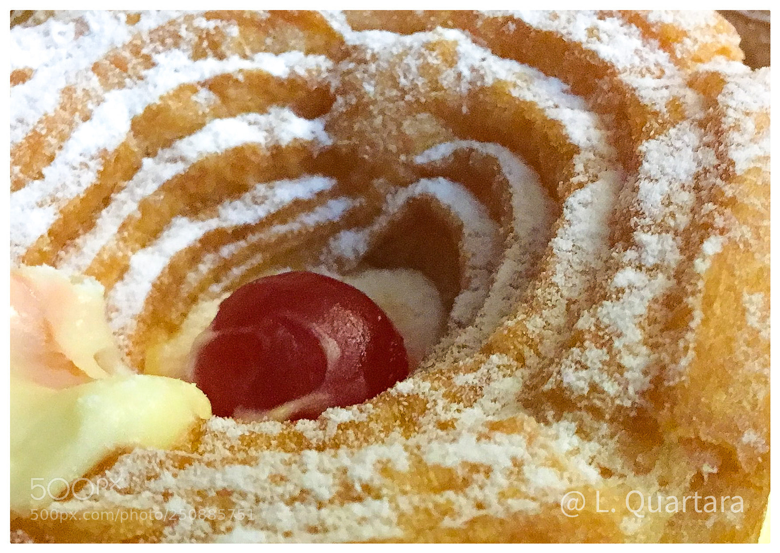 Apple iPhone SE sample photo. Zeppola ? photography