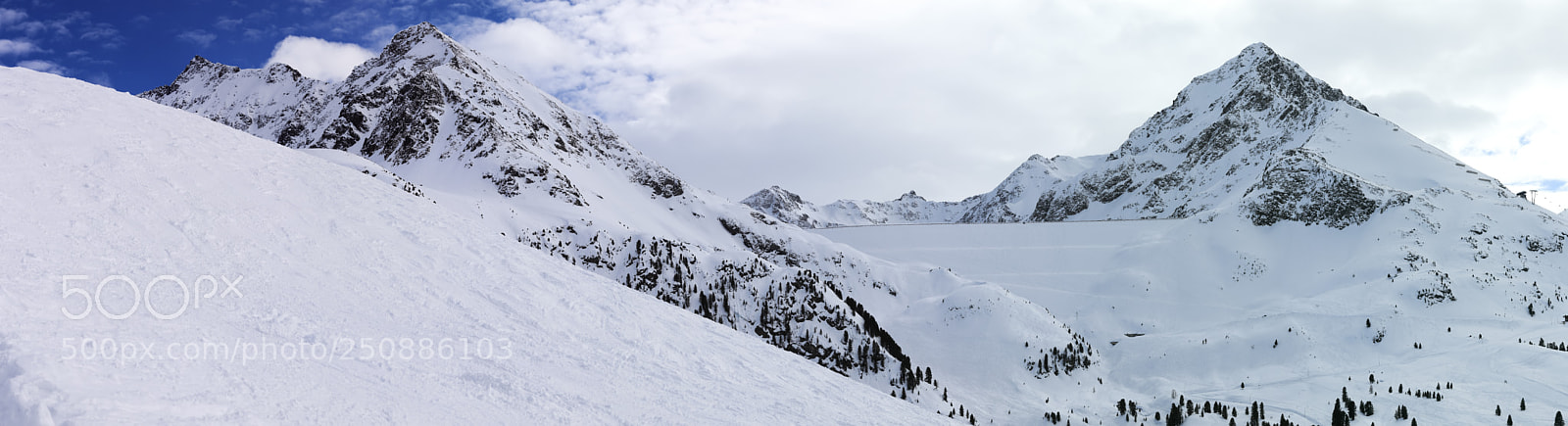 Canon EOS 80D sample photo. Not lonely mountains photography