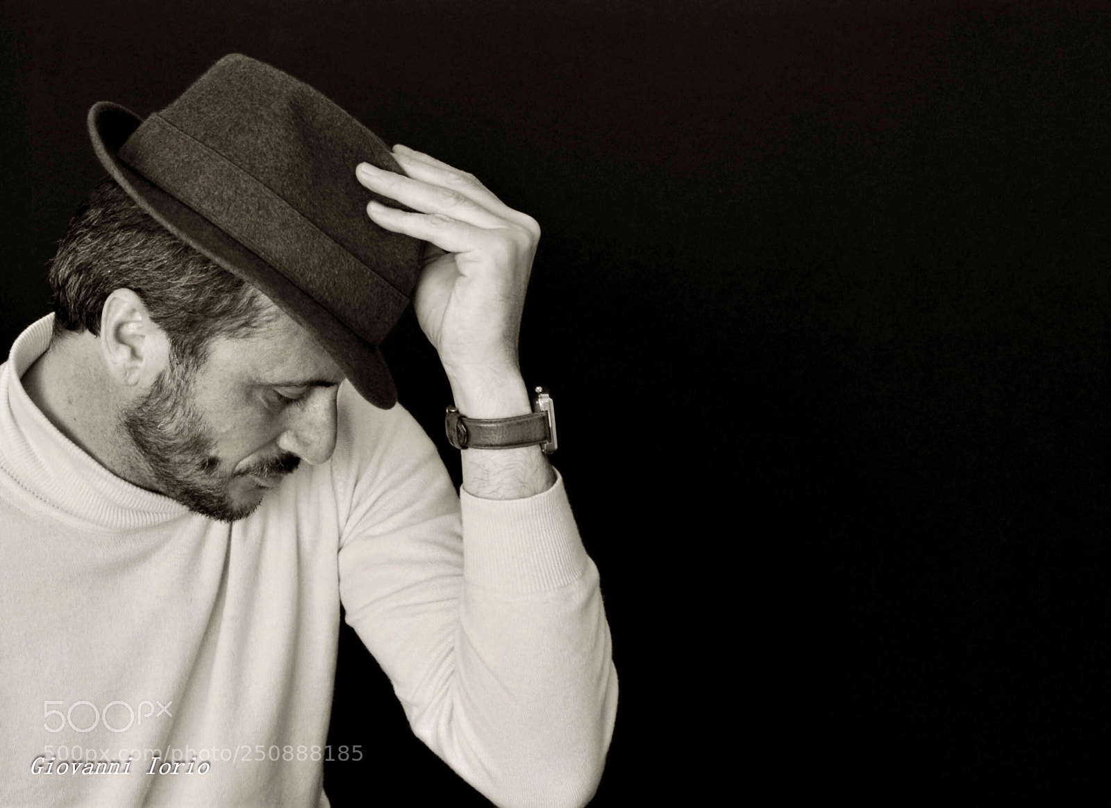 Nikon D5100 sample photo. Chapeau photography