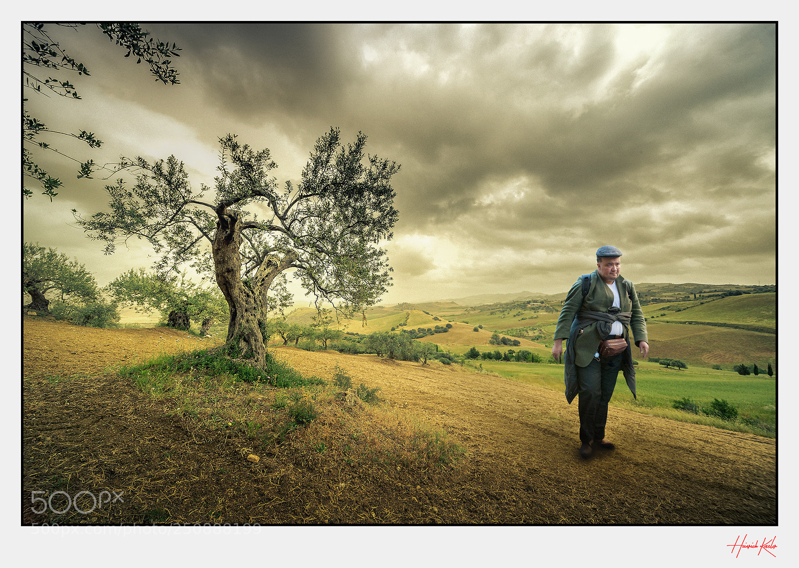 Nikon D3S sample photo. Hiker photography