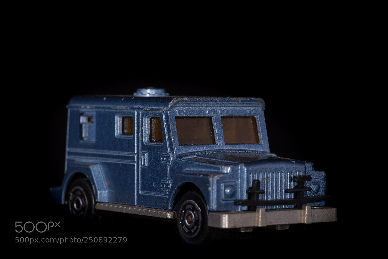 Canon EOS 5DS sample photo. Jeep photography