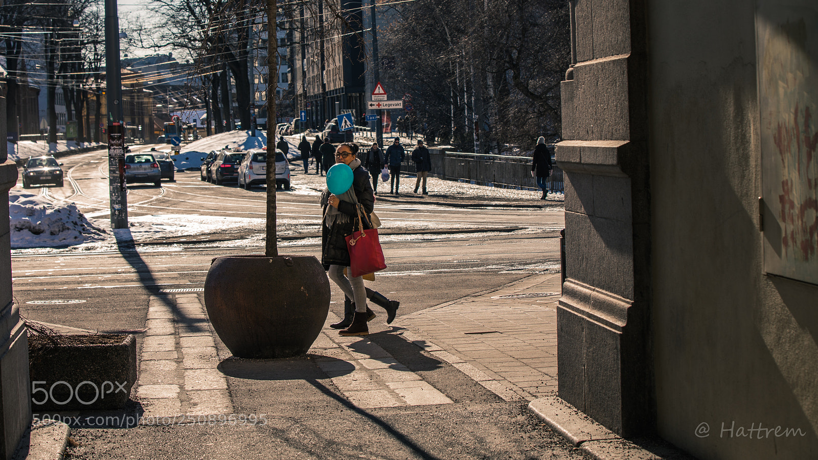 Canon EOS 5D Mark IV sample photo. Balloon walk photography