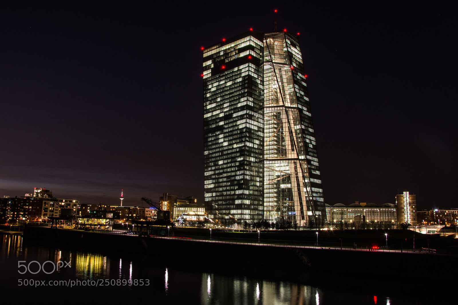 Nikon D7200 sample photo. European central bank at photography