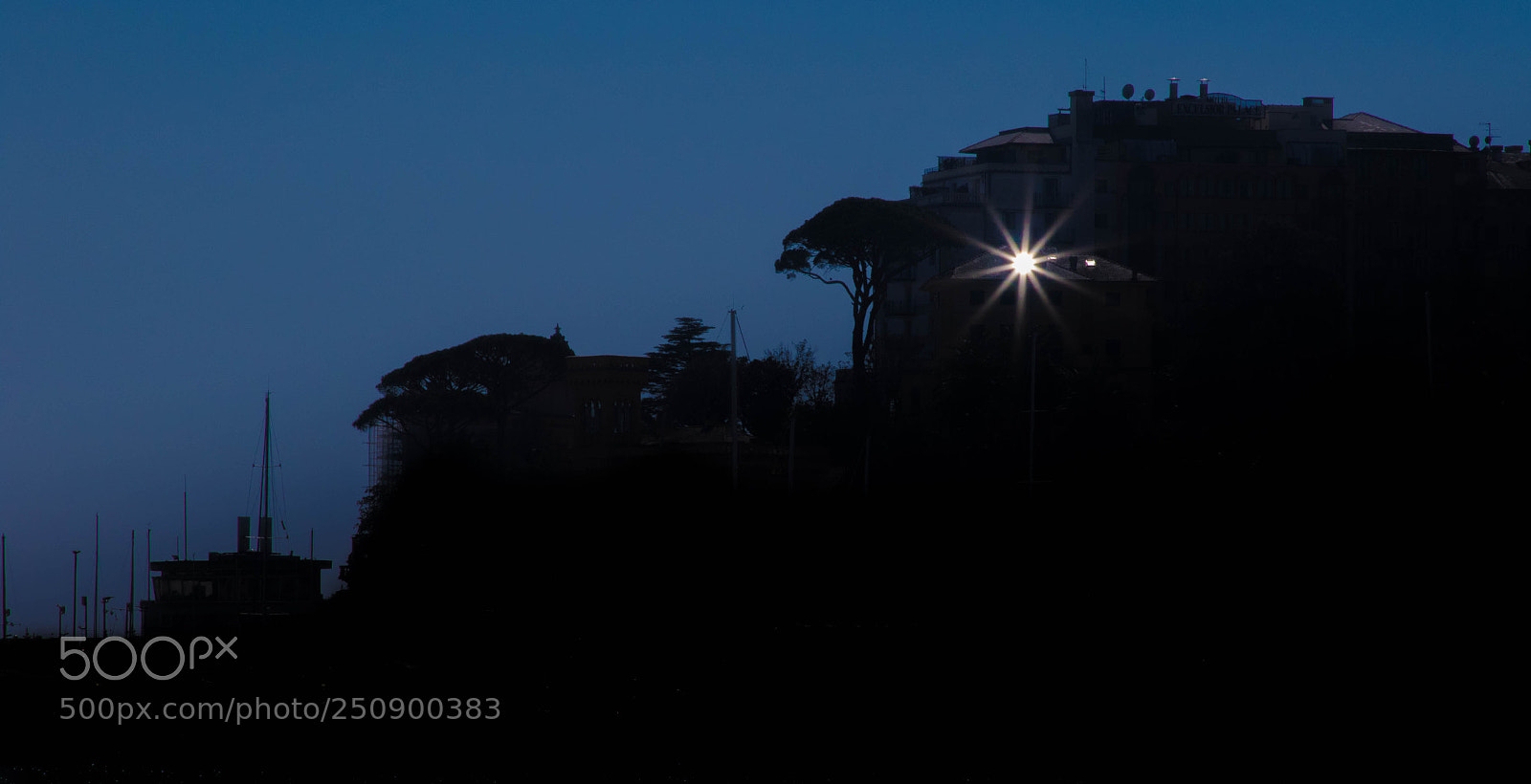 Canon EOS 7D Mark II sample photo. Riflessi photography