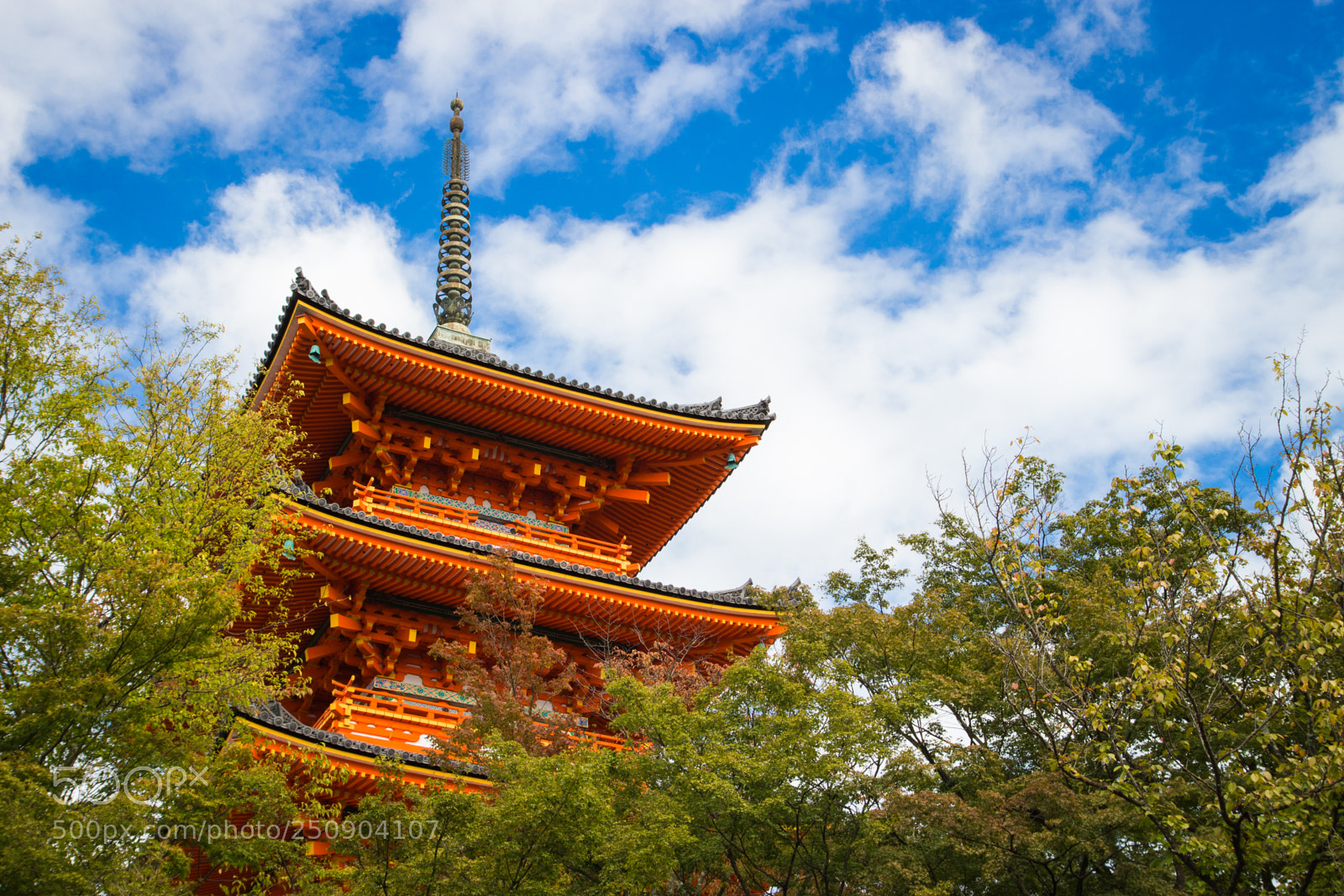 Canon EOS 700D (EOS Rebel T5i / EOS Kiss X7i) sample photo. Tower in the sky photography