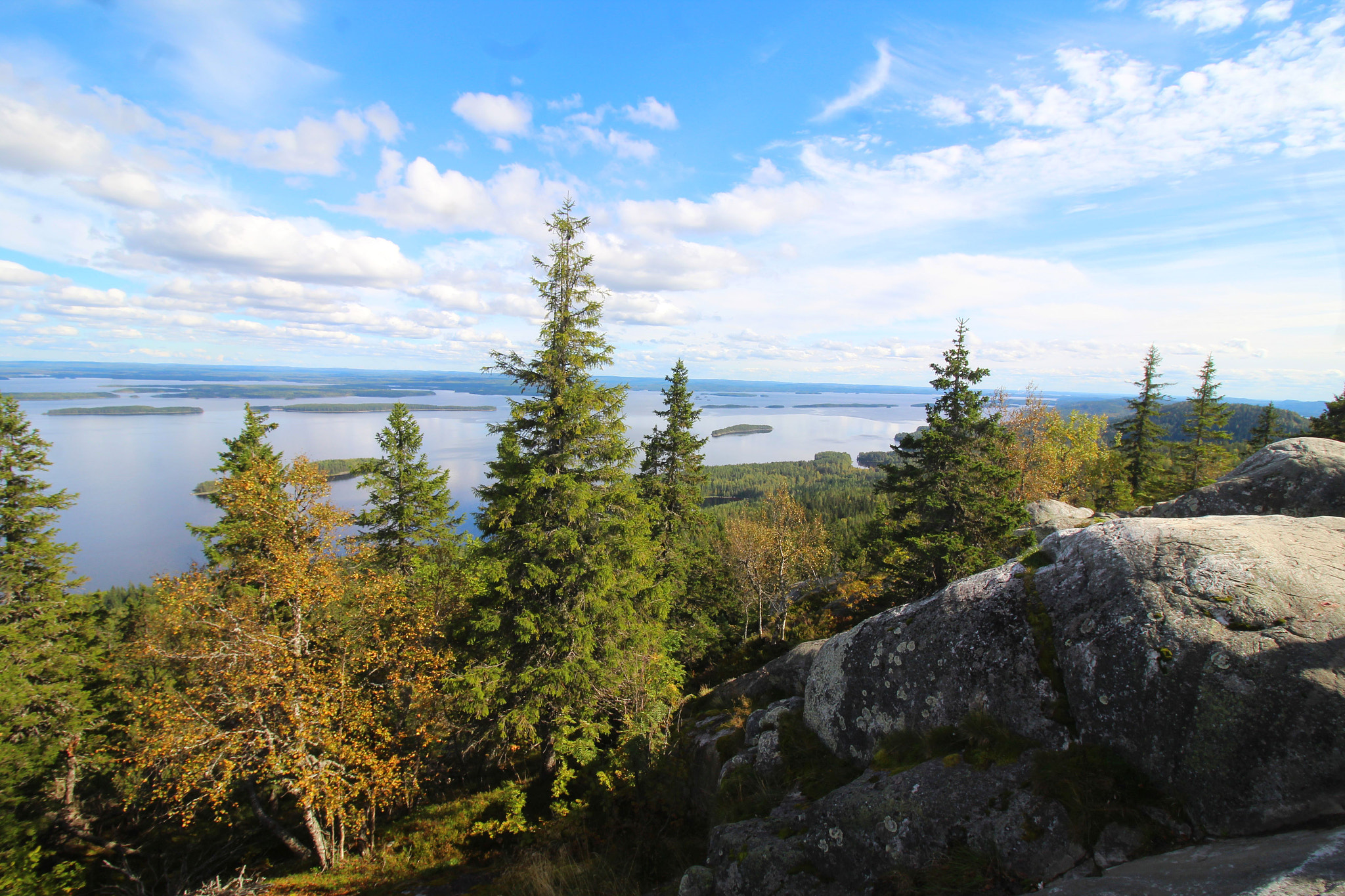 Canon EOS 1200D (EOS Rebel T5 / EOS Kiss X70 / EOS Hi) + Canon EF-S 10-18mm F4.5–5.6 IS STM sample photo. Koli photography