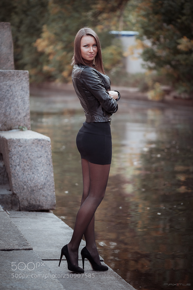 Nikon D700 sample photo. Lady in black photography