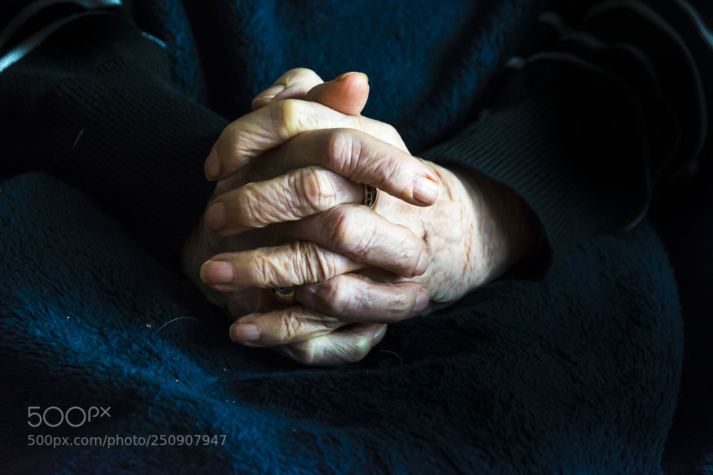 Nikon D5300 sample photo. Mother photography
