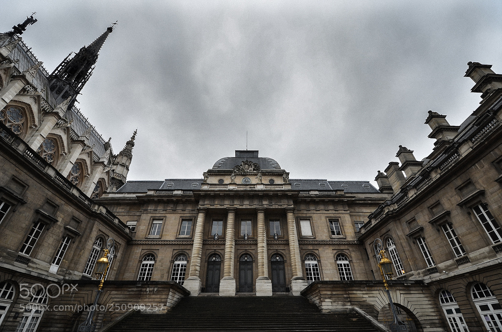 Nikon D7000 sample photo. Palais de justice photography