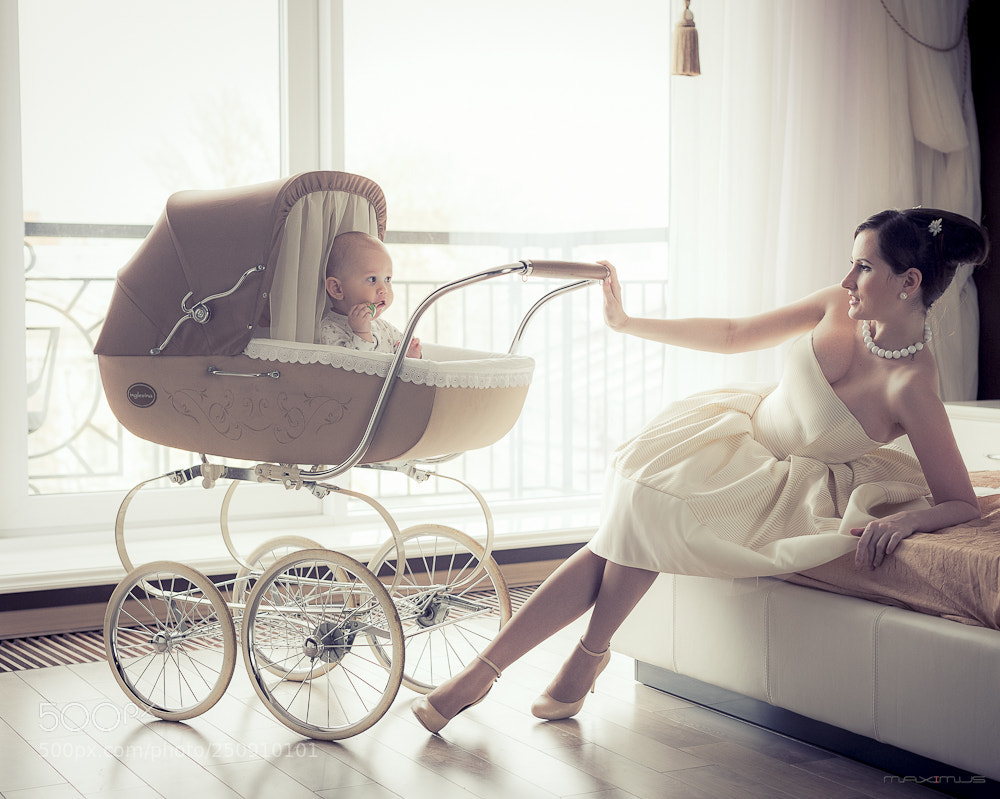 Nikon D700 sample photo. Mother photography