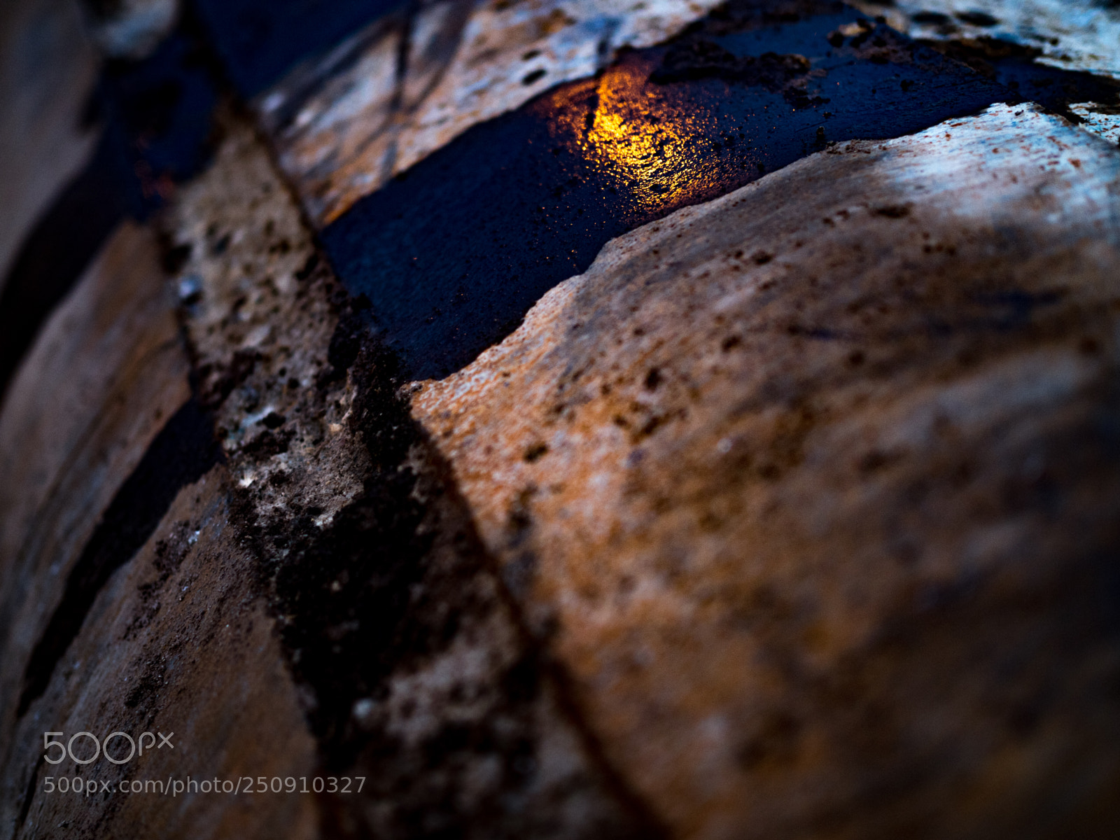 Olympus OM-D E-M5 II sample photo. Dirty steel photography