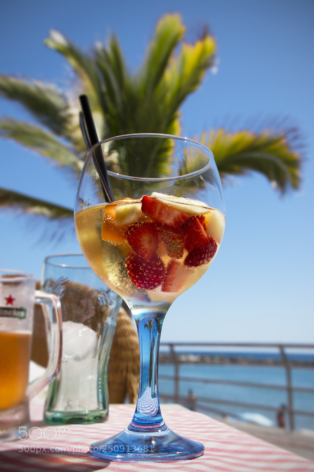 Canon EOS 70D sample photo. Champagne sangria with strawberries photography