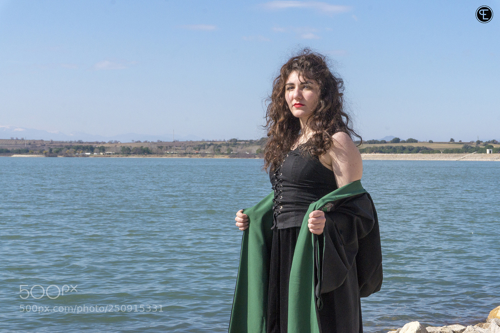 Sony Alpha a5000 (ILCE 5000) sample photo. Aka to kin exterior photography