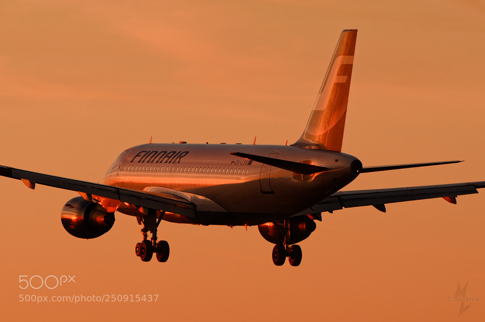 Nikon D300S sample photo. Airbus reflecting photography