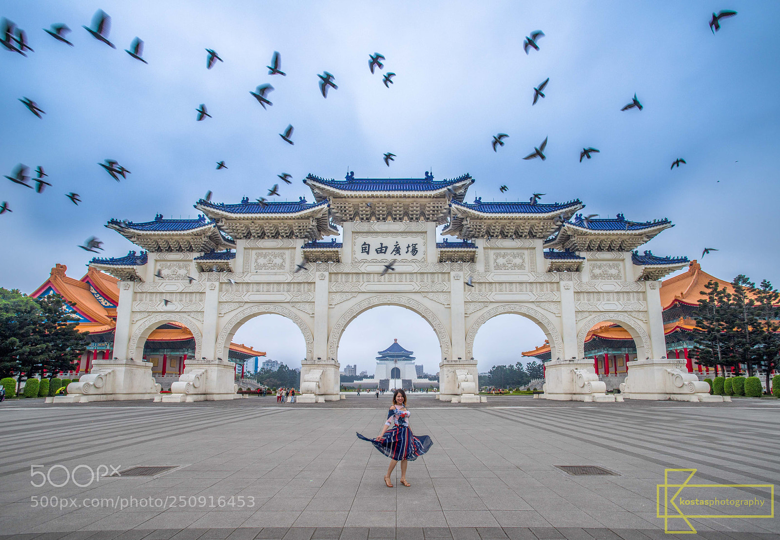 Canon EOS 6D Mark II sample photo. 中正紀念堂 chiang kai-shek memorial hall photography