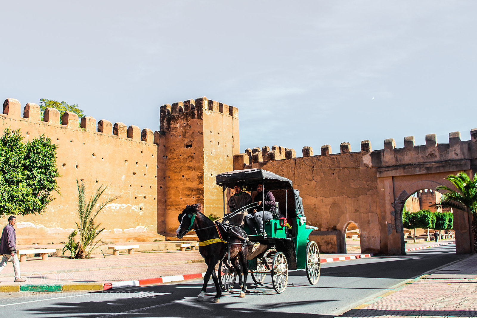 Canon EOS 600D (Rebel EOS T3i / EOS Kiss X5) sample photo. Taroudant ville photography
