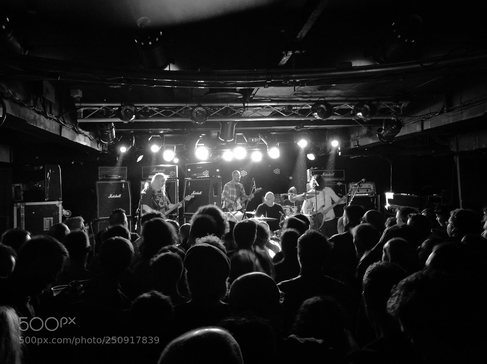 HUAWEI P9 sample photo. Dinosaur jr, reading (uk) photography