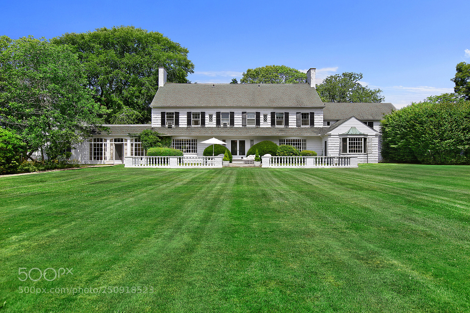 Canon EOS 5D Mark II sample photo. Rental management east hampton photography
