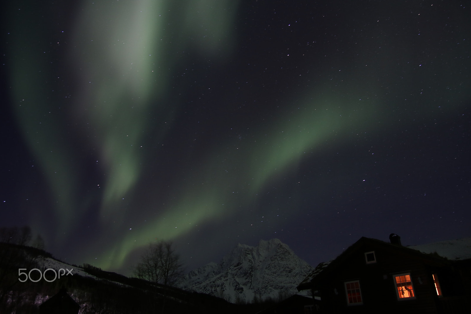 Canon EOS 750D (EOS Rebel T6i / EOS Kiss X8i) + Tamron SP AF 17-50mm F2.8 XR Di II LD Aspherical (IF) sample photo. Aurora borealis @ svensby photography