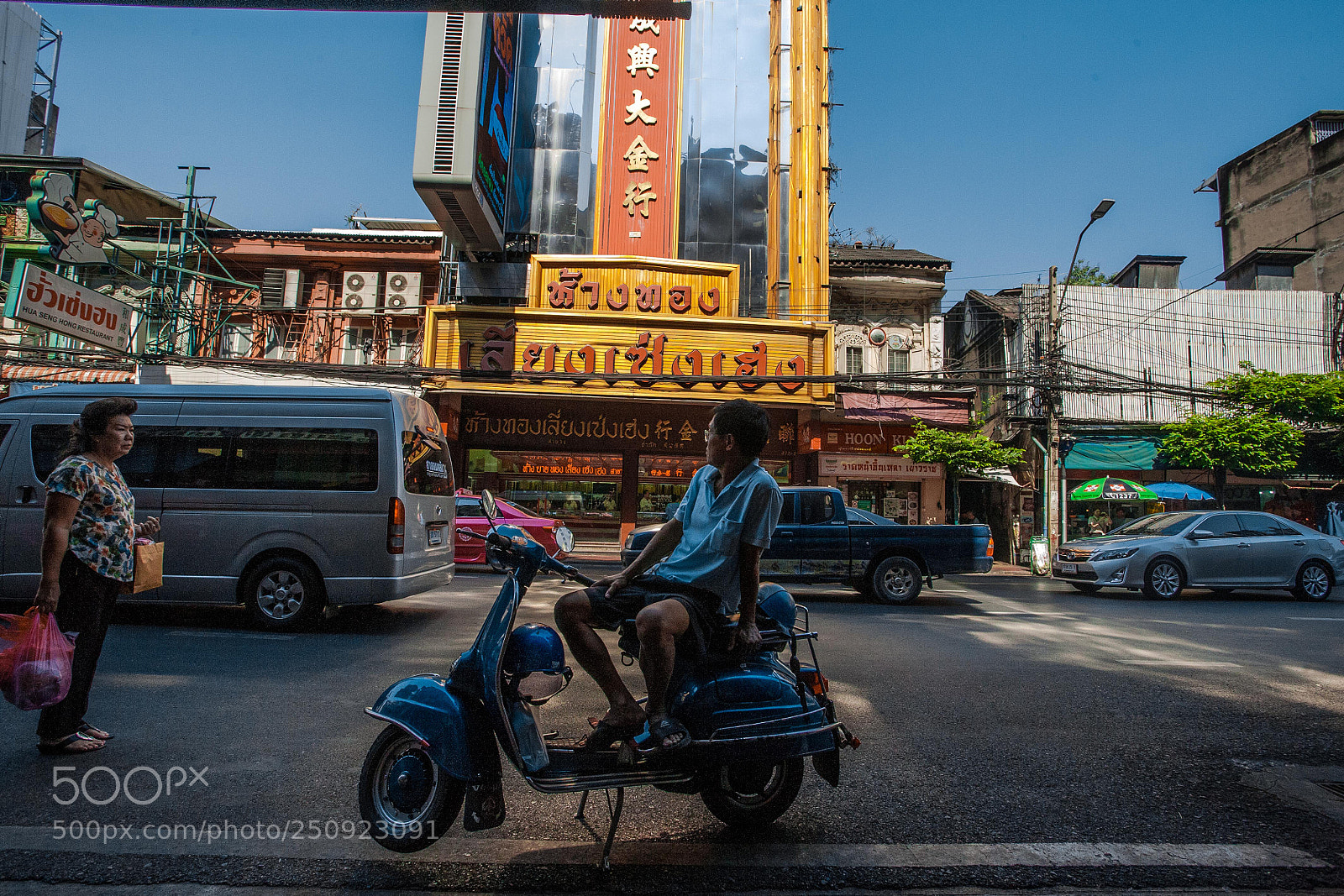 Canon EOS 5D sample photo. Details chinatown - bangkok photography