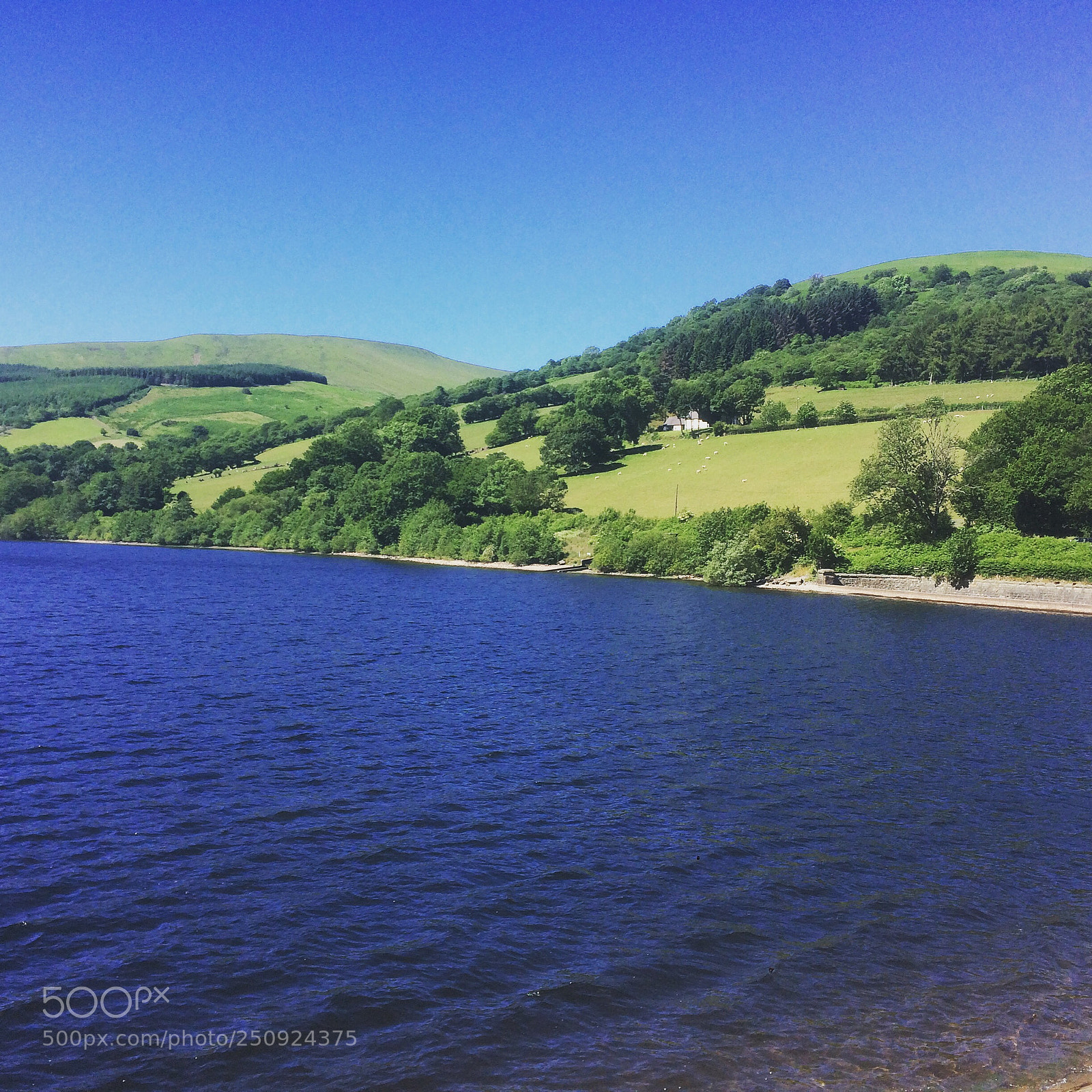 Apple iPhone 5s sample photo. England  photography