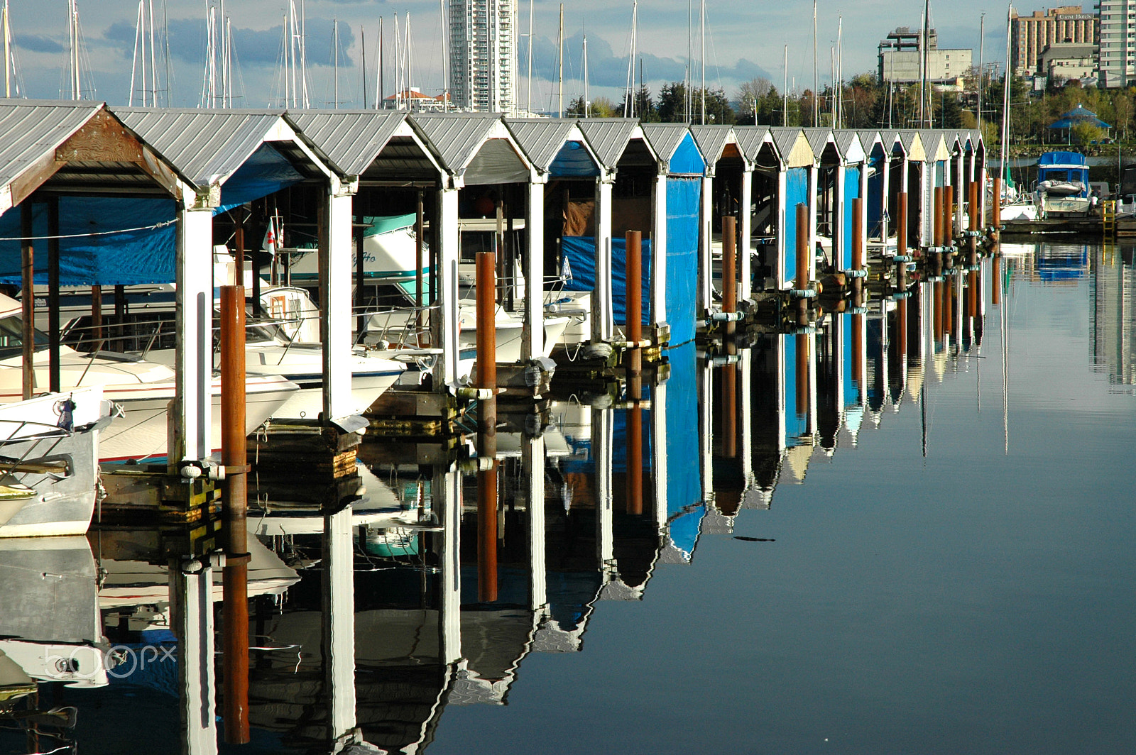 Nikon D70 sample photo. Boat mooring and reflection photography