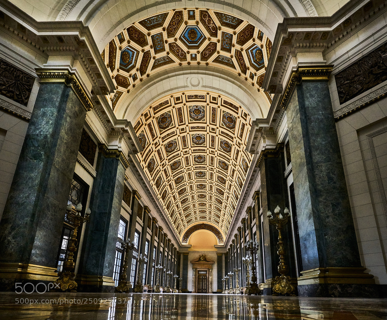 Sony a7R II sample photo. Inside of havana capitolio photography