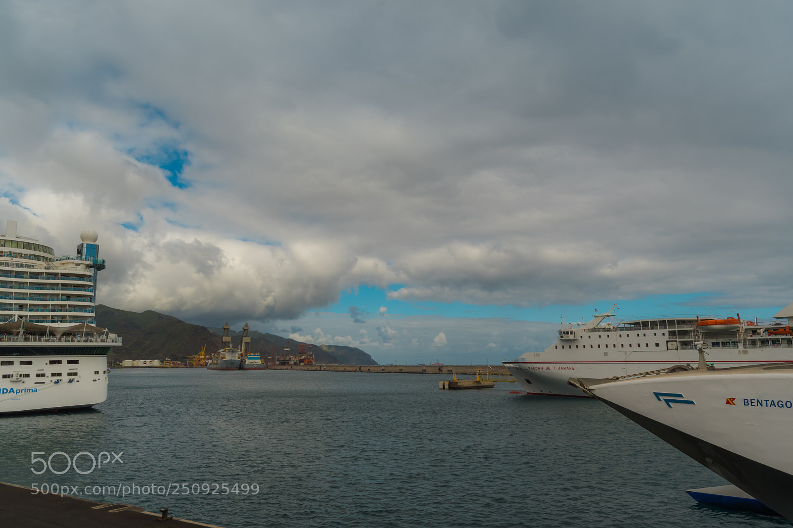 Nikon D500 sample photo. Santa cruz, tenerife spain photography