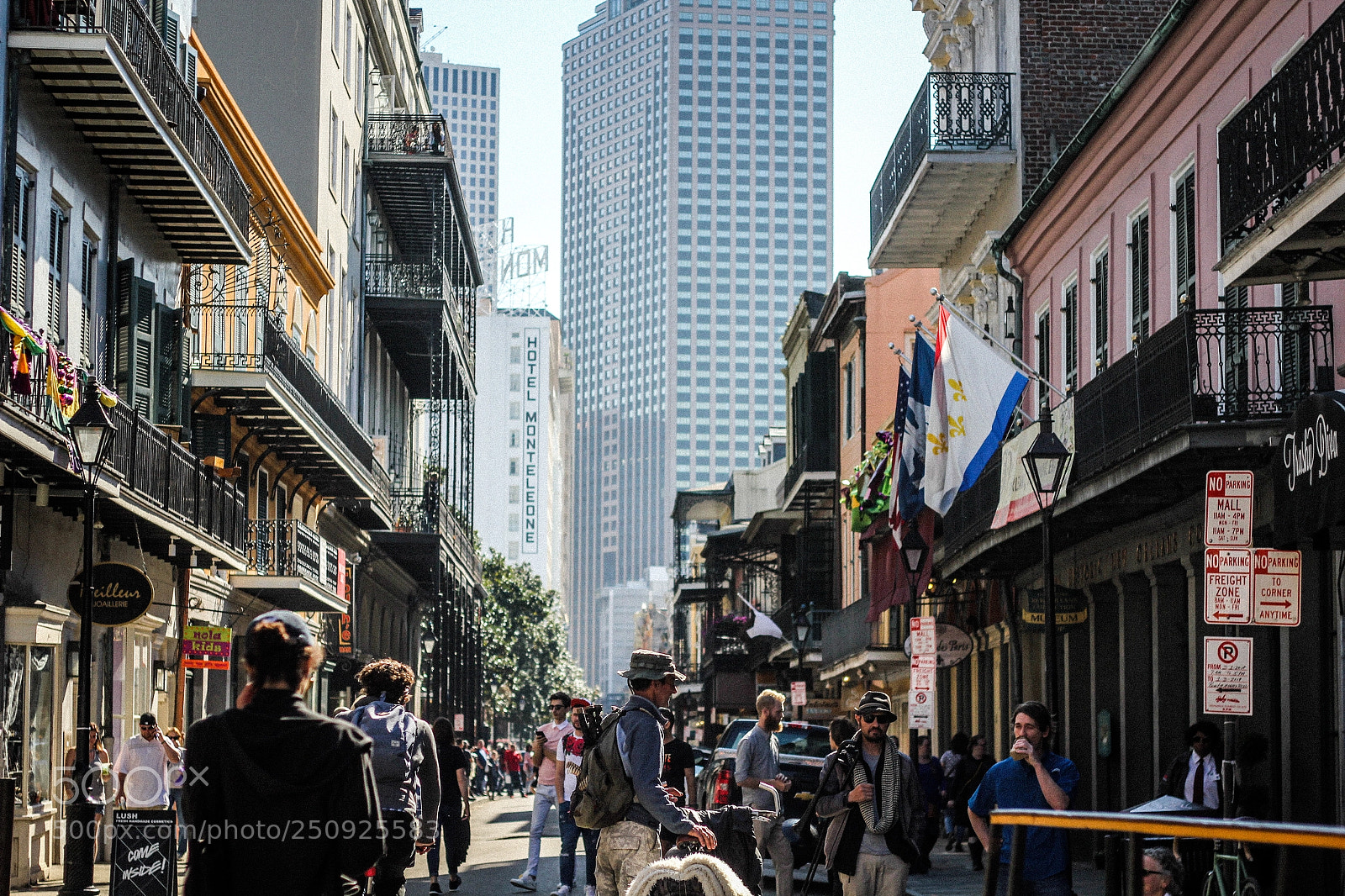 Canon EOS 550D (EOS Rebel T2i / EOS Kiss X4) sample photo. Downtown new orleans photography