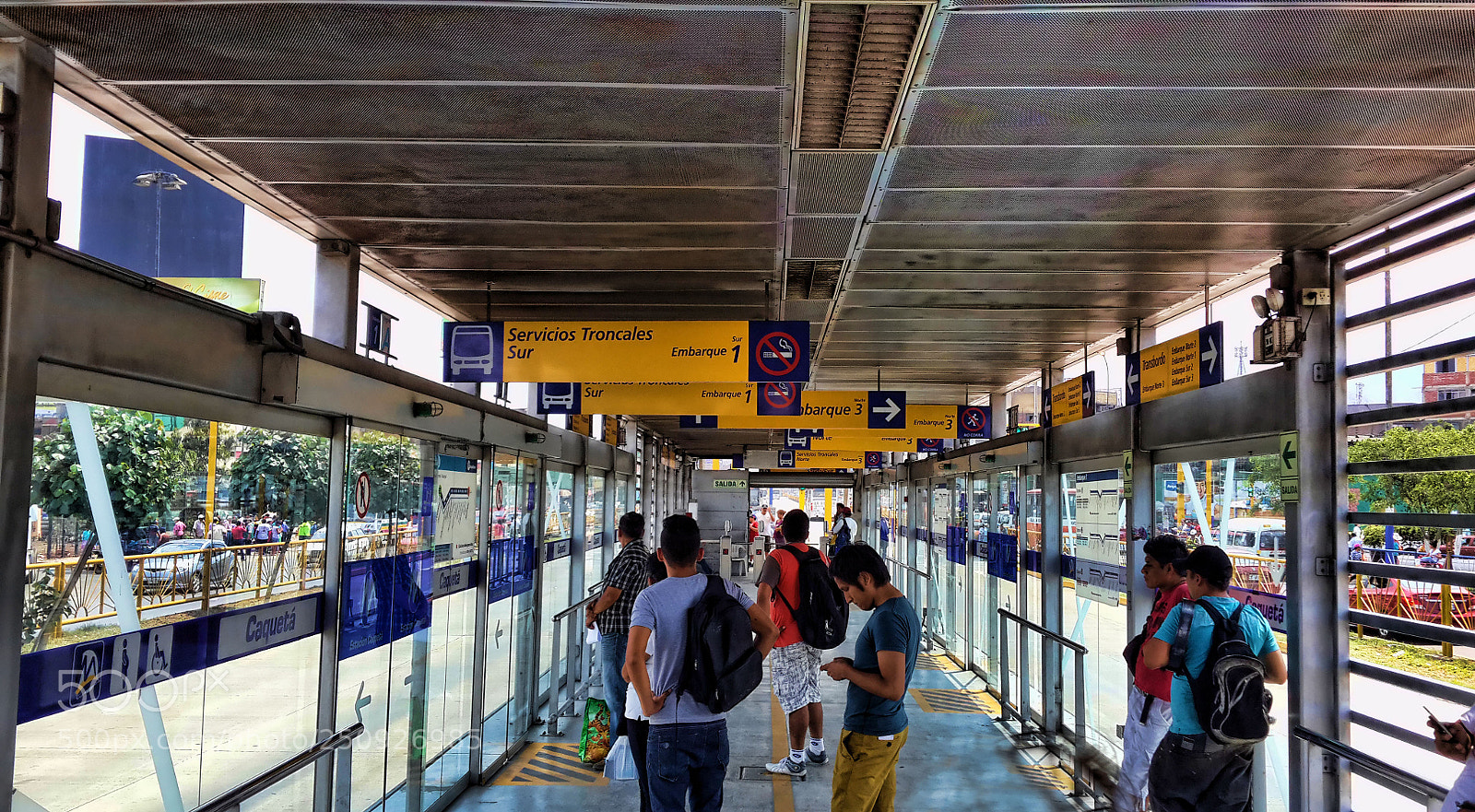 Samsung Galaxy S4 sample photo. Estacion caqueta photography