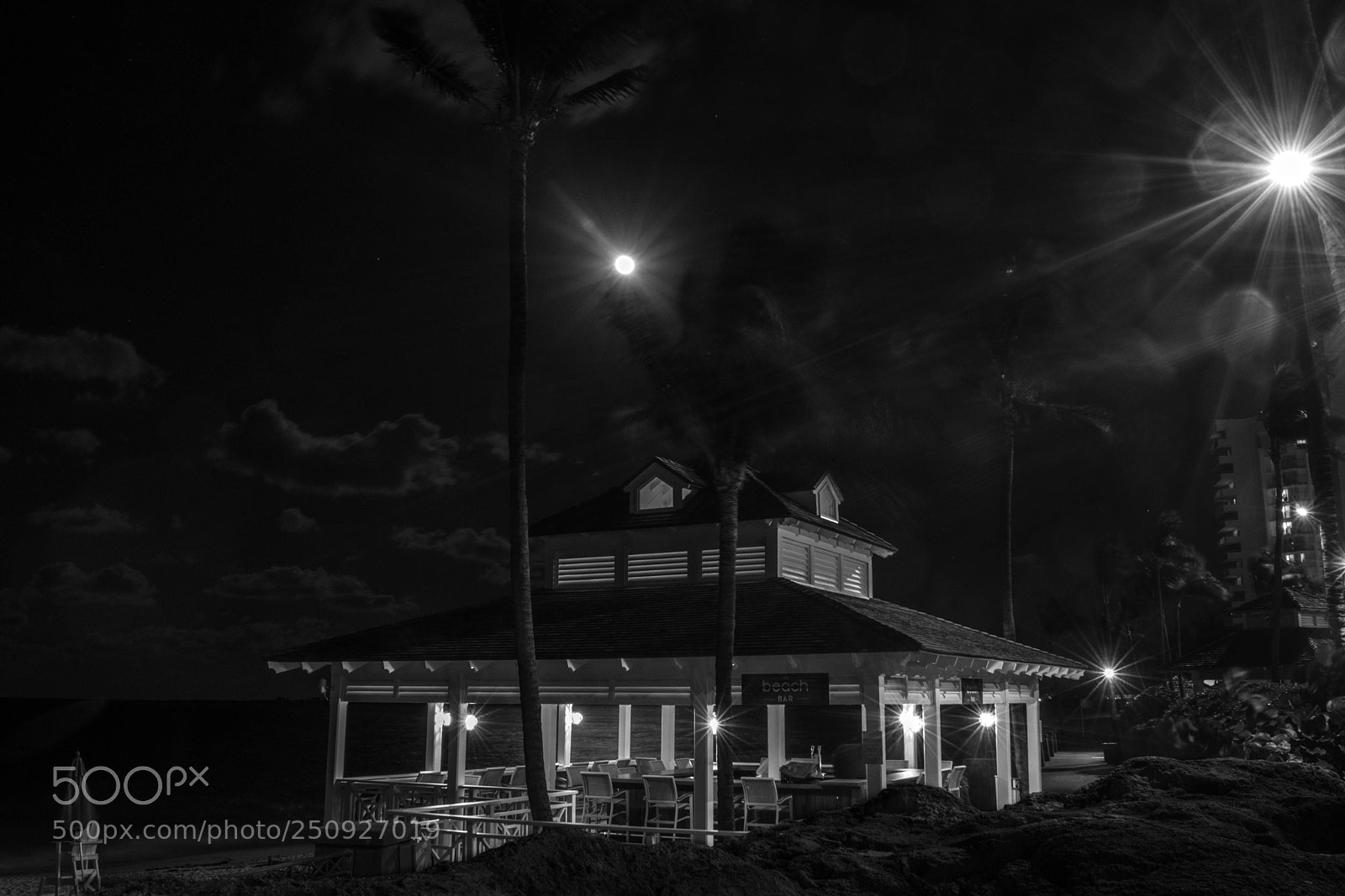 Nikon D5600 sample photo. Beach bar photography