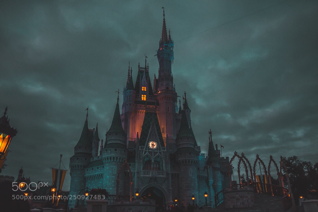 Canon EOS 70D sample photo. Dark castle  photography