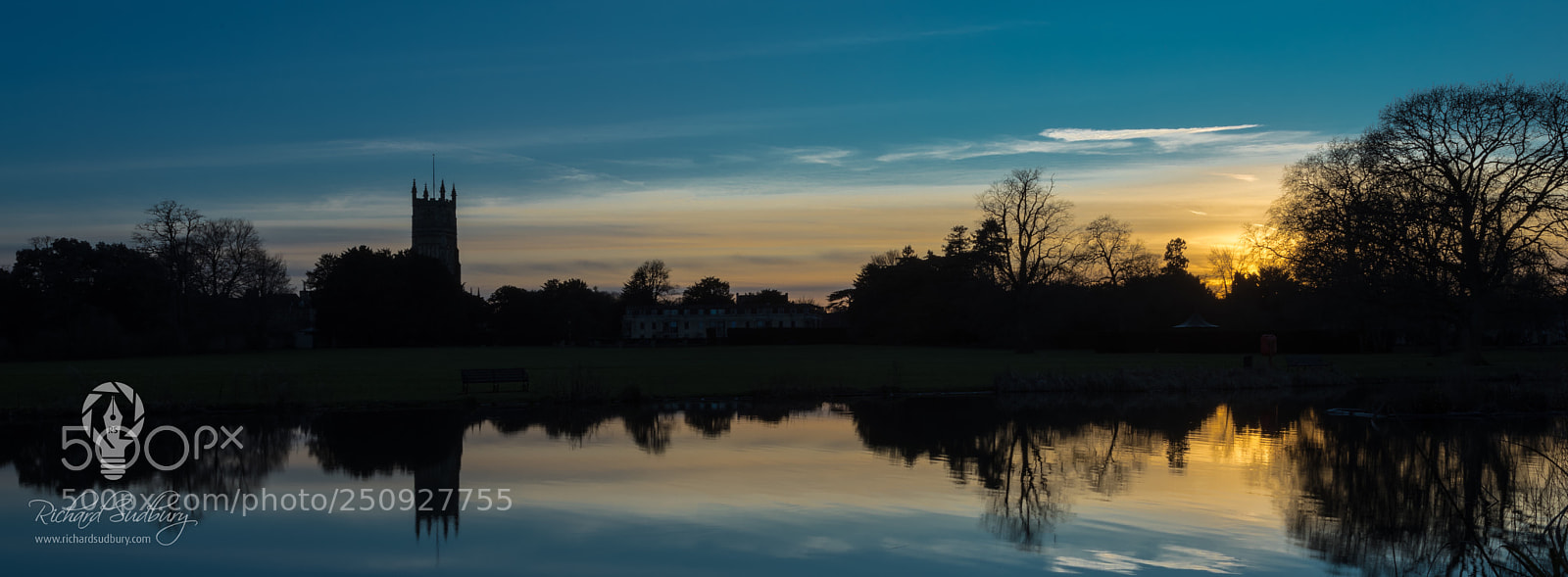 Canon EOS 5D Mark IV sample photo. Sunset in cirencester photography