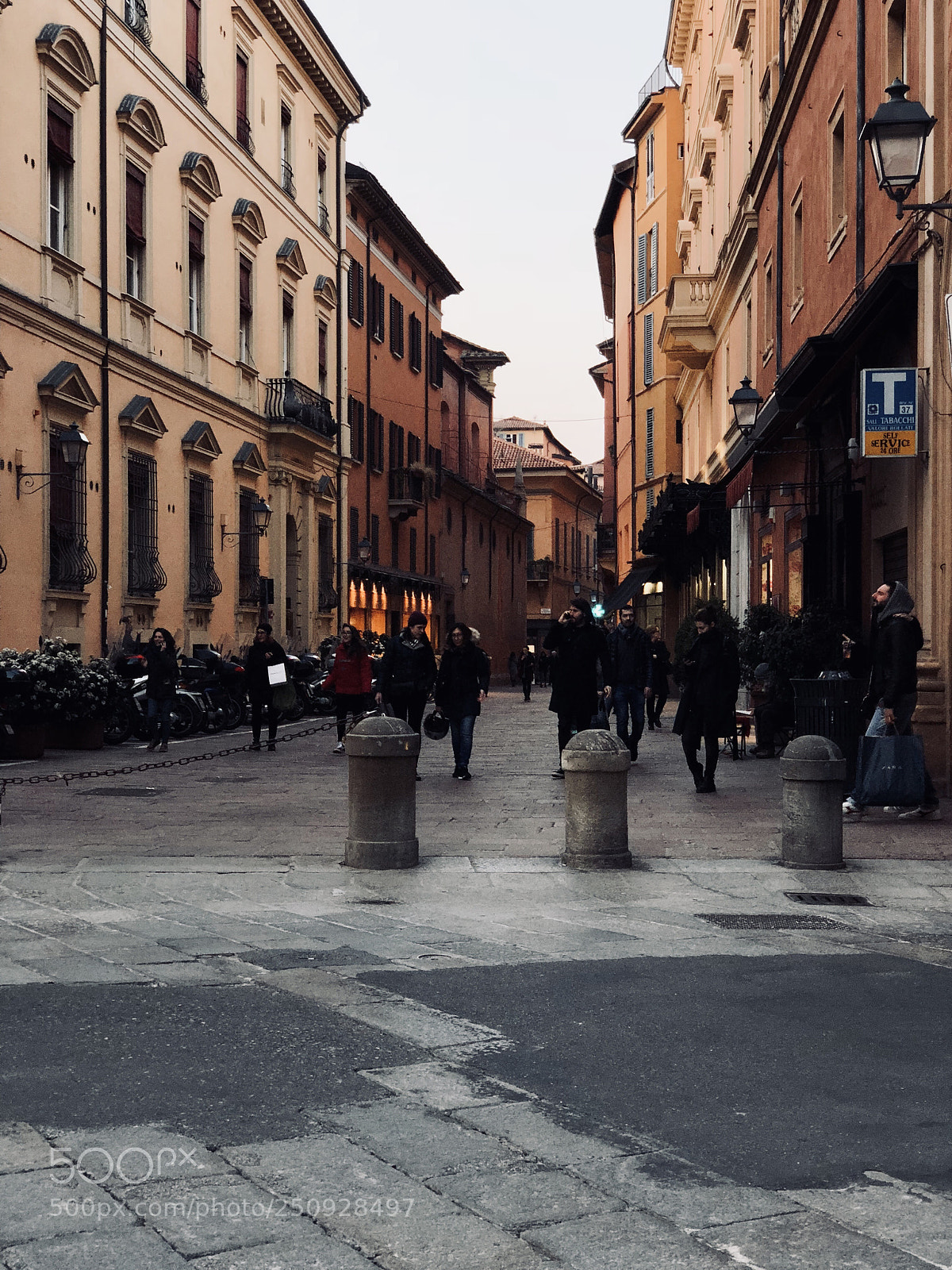 Apple iPhone X sample photo. Bologna  photography