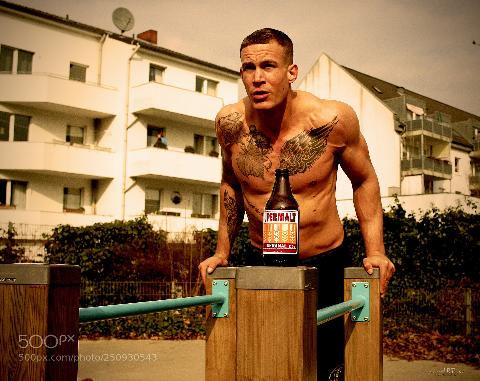 Canon EOS 700D (EOS Rebel T5i / EOS Kiss X7i) sample photo. Supermalt on the bar photography