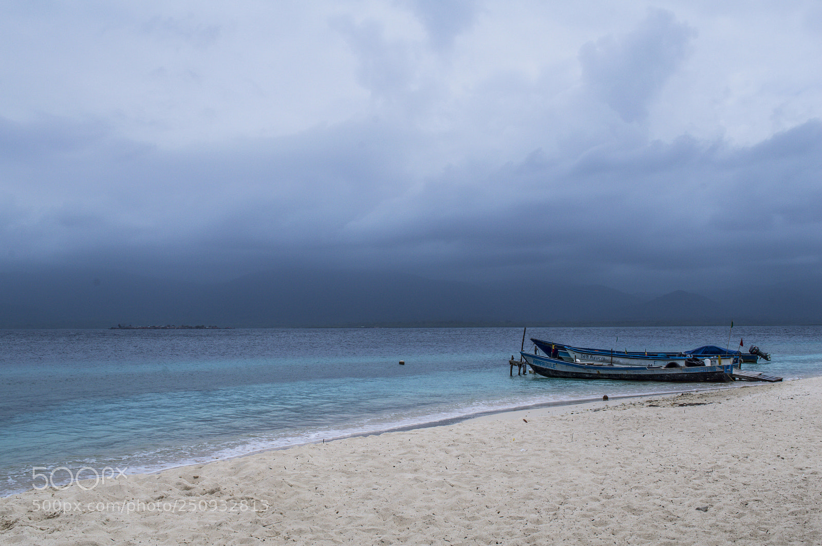 Nikon D3200 sample photo. Not ready to go photography