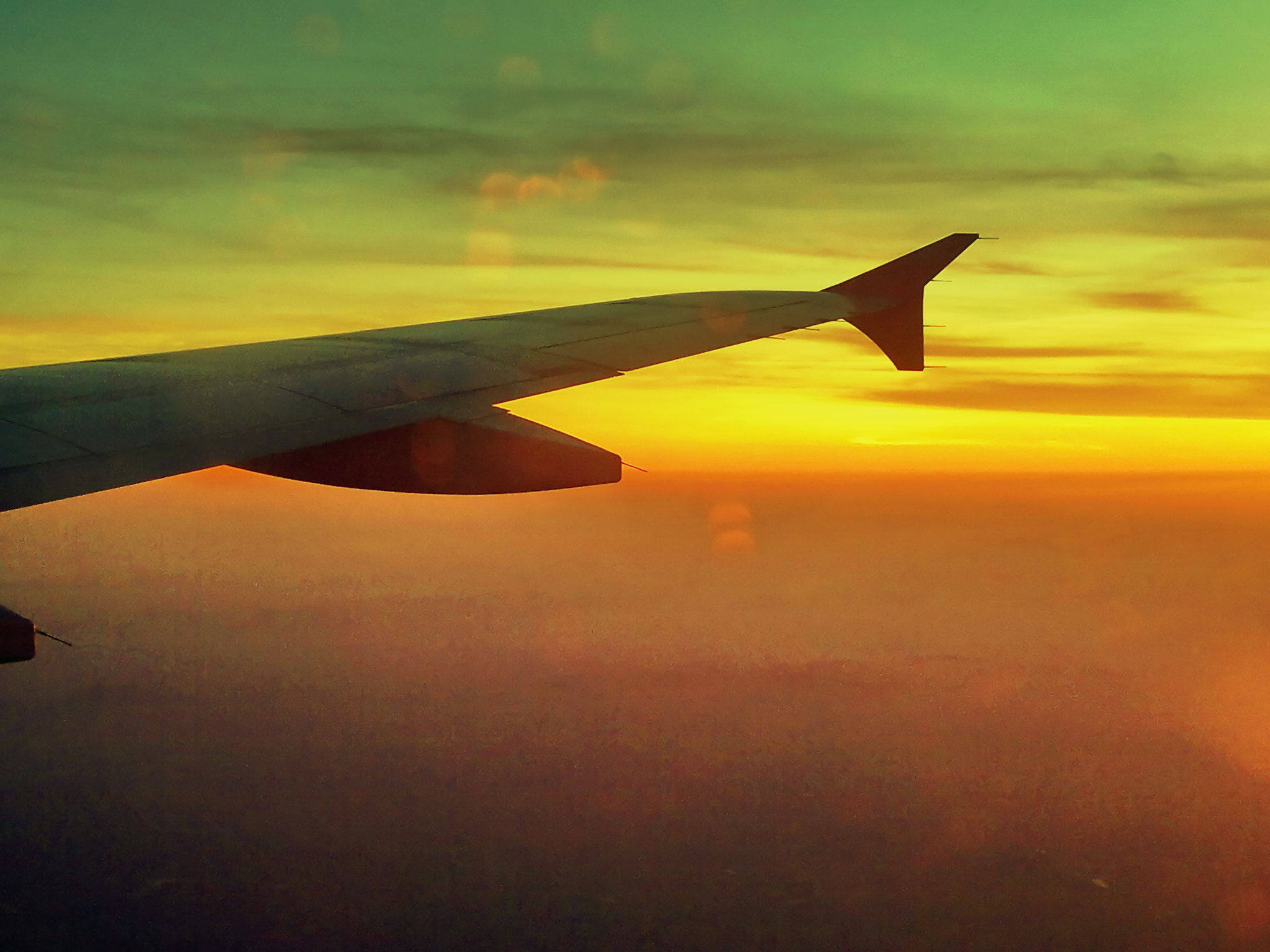 Nokia N8-00 sample photo. From my airplane window photography