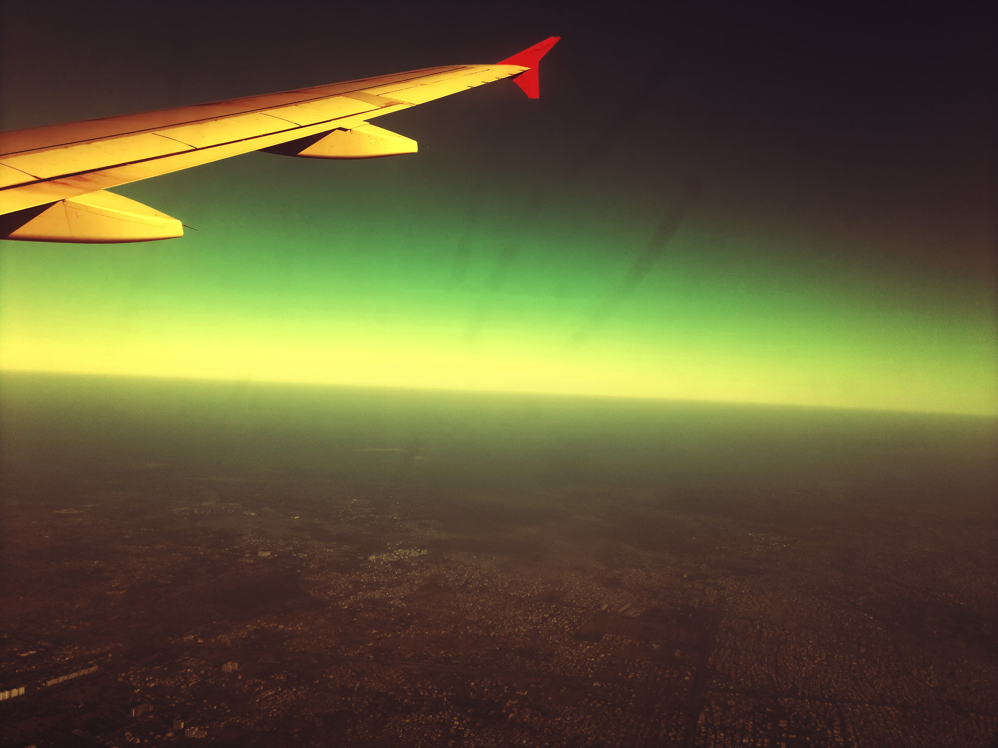 Nokia N8-00 sample photo. From my airplane window photography