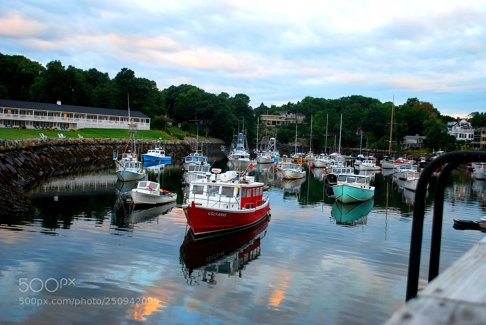 Nikon D60 sample photo. Boats in the harbor photography